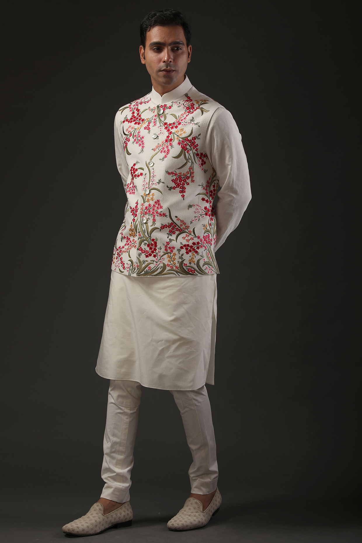Ivory Matka Silk Resham Embroidered Nehru Jacket by Rohit Bal Men at Pernia's Pop Up Shop