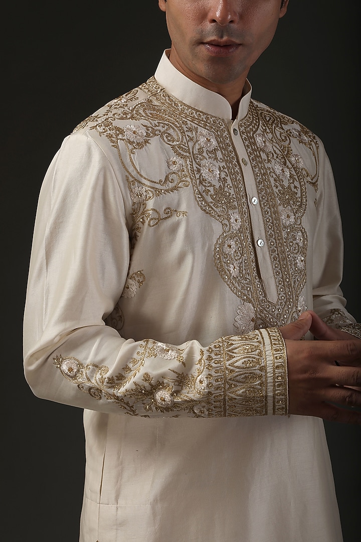 Ivory Chanderi Silk Zari Embroidered Kurta Set by Rohit Bal Men at Pernia's Pop Up Shop