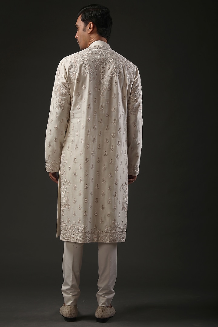 Ivory Chanderi Silk Resham Embroidered Kurta Set by Rohit Bal Men at Pernia's Pop Up Shop