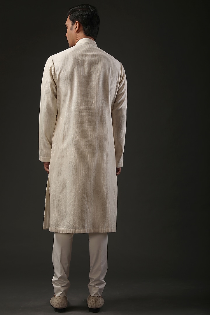 Ivory Chanderi Silk Resham Embroidered Kurta Set by Rohit Bal Men at Pernia's Pop Up Shop