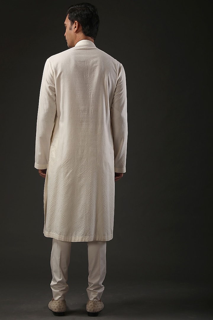 Ivory Chanderi Silk Resham Embroidered Kurta Set by Rohit Bal Men at Pernia's Pop Up Shop