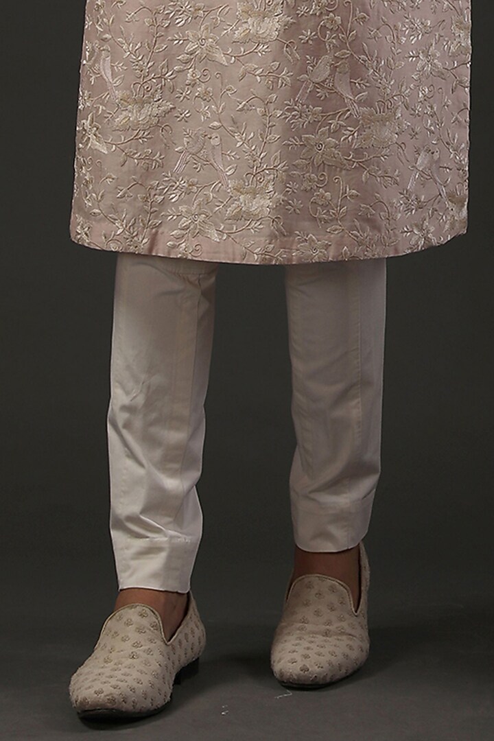 Powder Pink Chanderi Silk Resham Embroidered Kurta Set by Rohit Bal Men at Pernia's Pop Up Shop