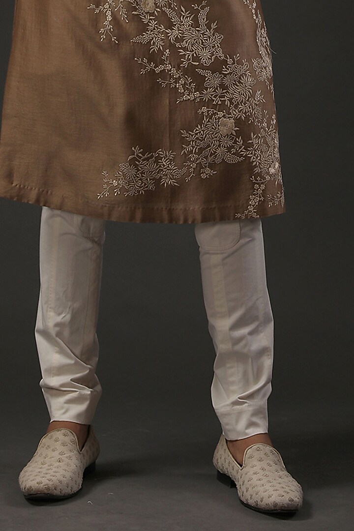 Brown Chanderi Silk Resham Embroidered Kurta Set by Rohit Bal Men at Pernia's Pop Up Shop