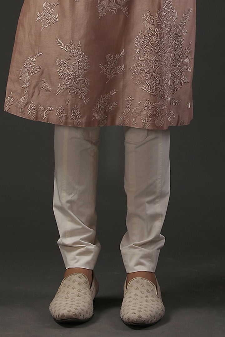 Pewter Chanderi Silk Resham Embroidered Kurta Set by Rohit Bal Men at Pernia's Pop Up Shop
