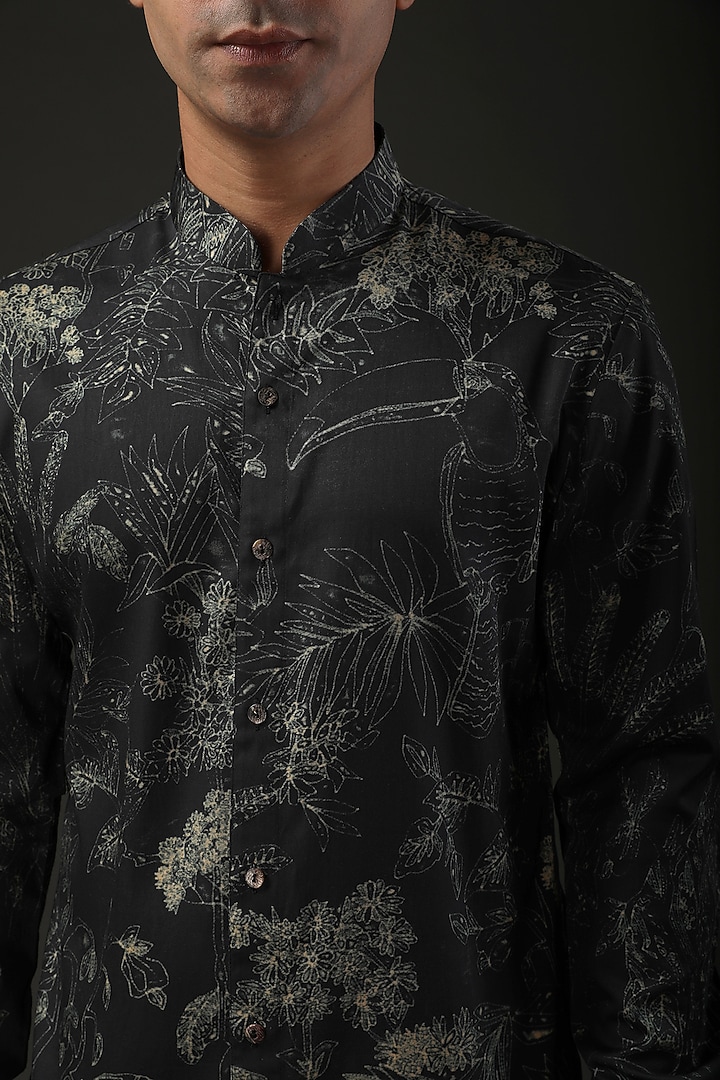 Black Poplin Shibori Digital Printed Party Wear Shirt by Rohit Bal Men at Pernia's Pop Up Shop