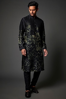 product-color-Black