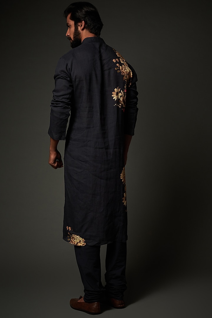 Black Linen Digital Printed Kurta Set by Rohit Bal Men at Pernia's Pop Up Shop
