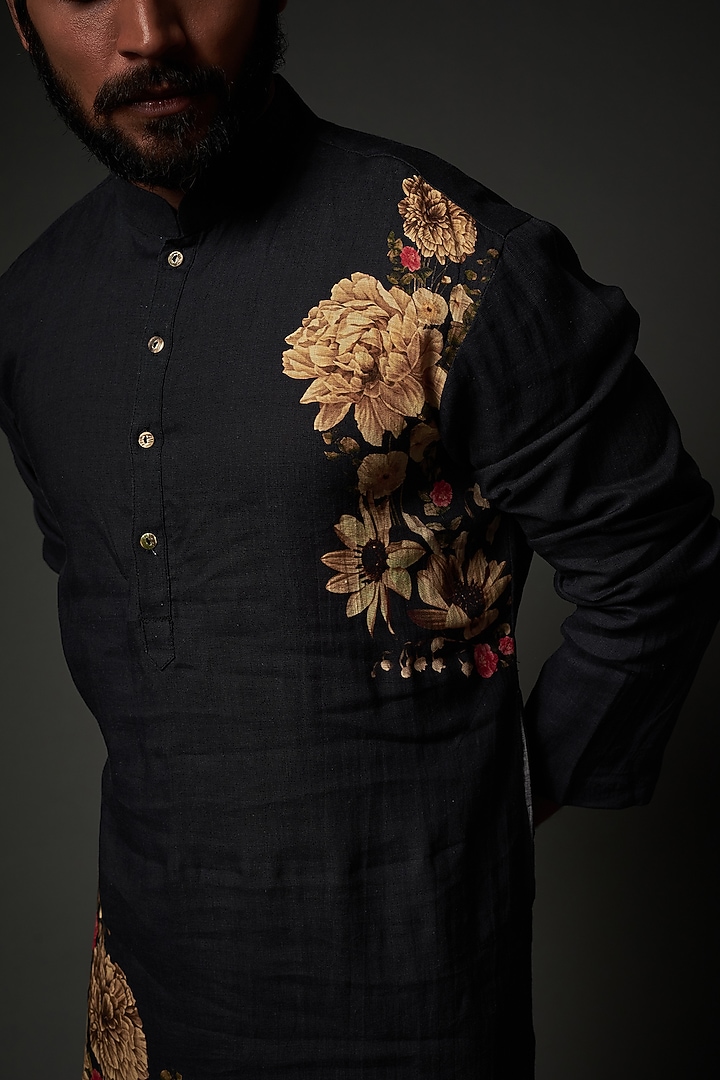 Black Linen Digital Printed Kurta Set by Rohit Bal Men at Pernia's Pop Up Shop