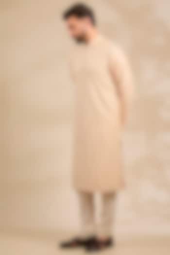 Peach Chanderi Kurta Set by Rohit Bal Men at Pernia's Pop Up Shop