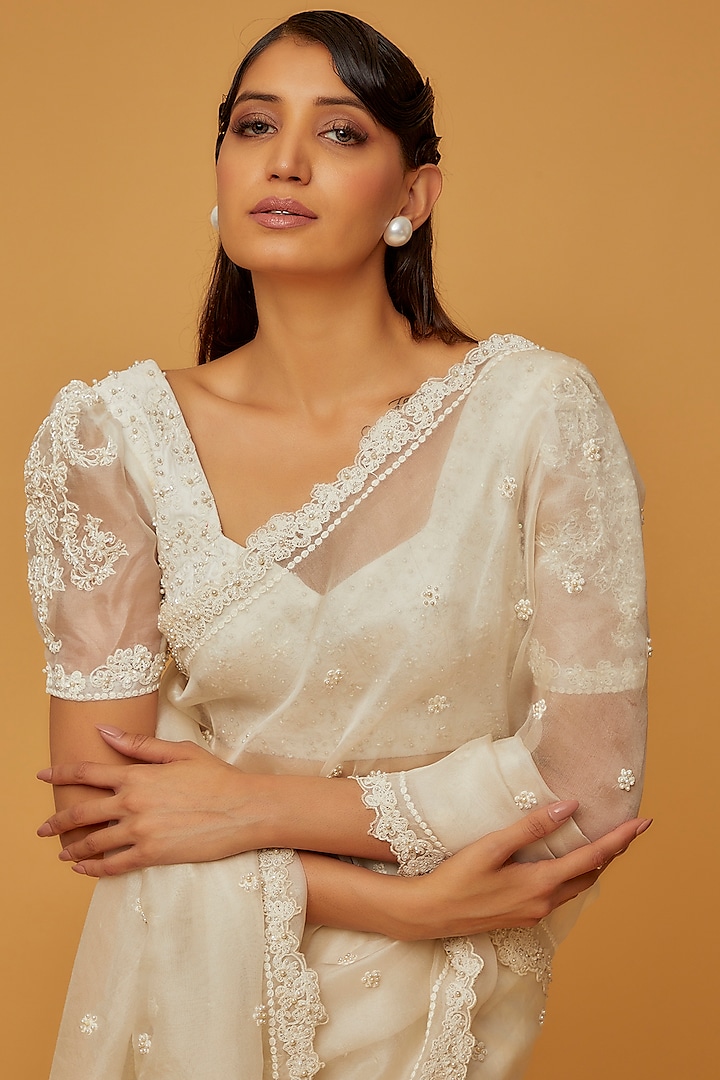 White Organza Hand Embroidered Wedding Saree Set by Ranbir Mukherjee at Pernia's Pop Up Shop