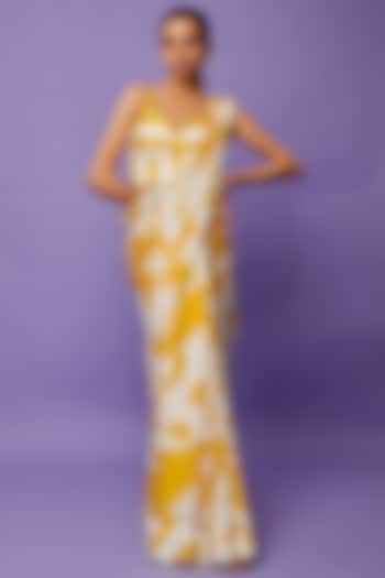 Yellow & White Satin Printed Festive Saree Set by Ranbir Mukherjee at Pernia's Pop Up Shop