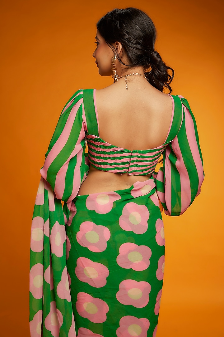 Pink & Green Viscose Georgette Floral Printed Festive Saree Set by Ranbir Mukherjee at Pernia's Pop Up Shop