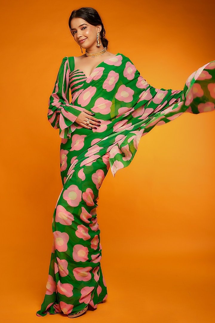 Pink & Green Viscose Georgette Floral Printed Festive Saree Set by Ranbir Mukherjee at Pernia's Pop Up Shop