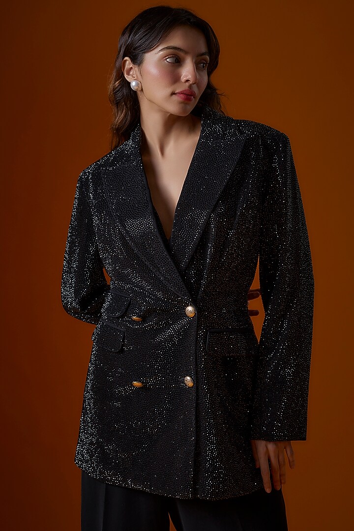 Black Crepe Embroidered Blazer Set by Ranbir Mukherjee at Pernia's Pop Up Shop