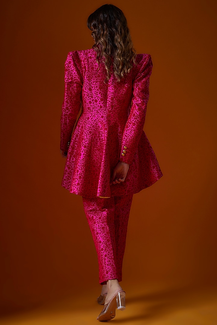 Pink Silk Hand Embroidered Blazer Set by Ranbir Mukherjee at Pernia's Pop Up Shop