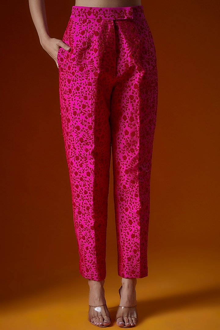 Pink Silk Hand Embroidered Blazer Set by Ranbir Mukherjee at Pernia's Pop Up Shop