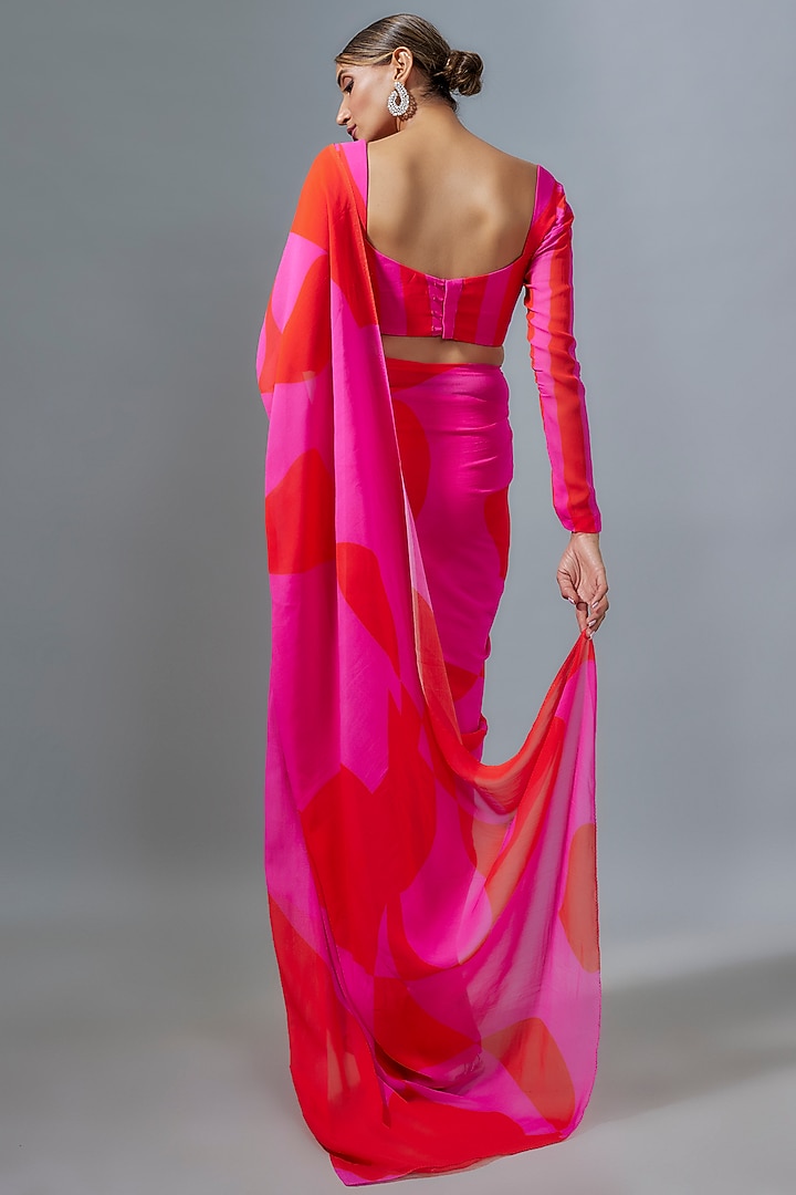Red & Pink Viscose Georgette Abstract Printed Festive Saree Set by Ranbir Mukherjee at Pernia's Pop Up Shop