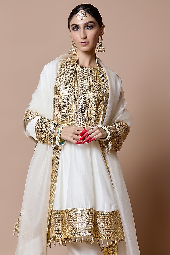 Ivory Soft Silk Gota-Patti Embroidered Kurta Set by Ranbir Mukherjee at Pernia's Pop Up Shop