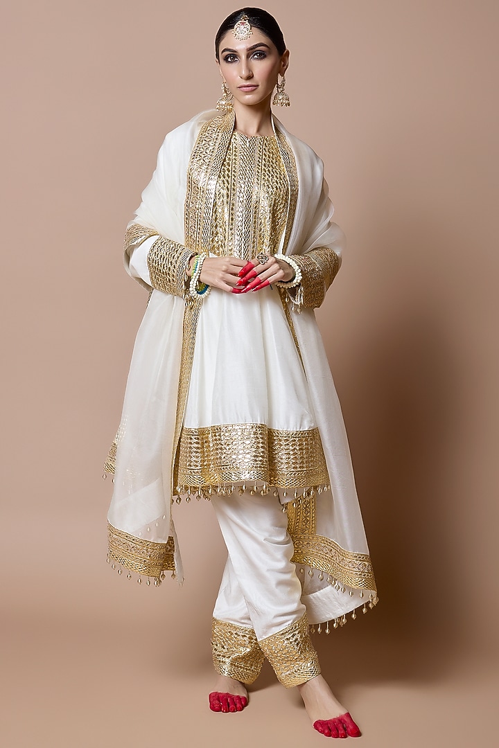 Ivory Soft Silk Gota-Patti Embroidered Kurta Set by Ranbir Mukherjee at Pernia's Pop Up Shop