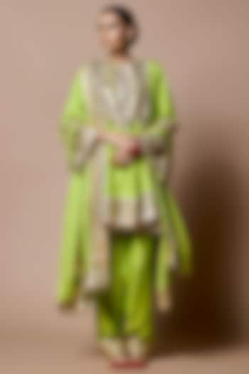 Green Soft Silk Gota-Patti Embroidered Kurta Set by Ranbir Mukherjee at Pernia's Pop Up Shop