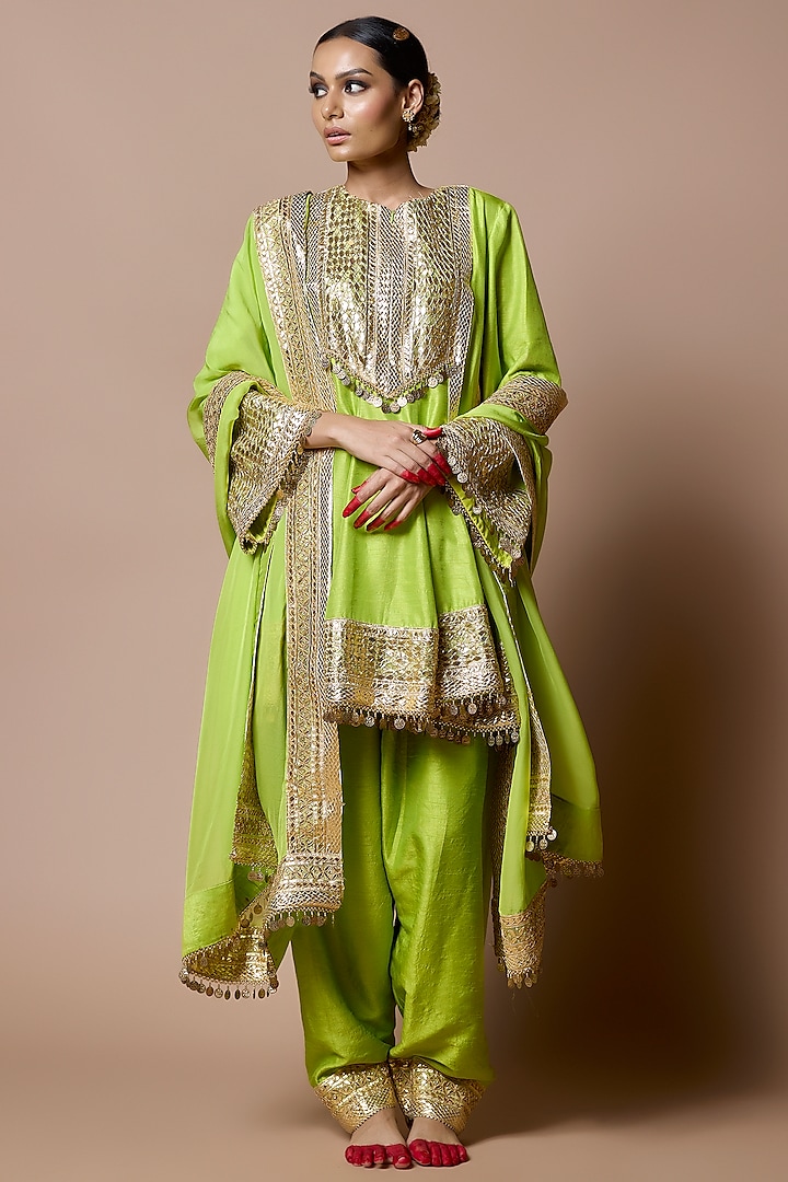 Green Soft Silk Gota-Patti Embroidered Kurta Set by Ranbir Mukherjee at Pernia's Pop Up Shop