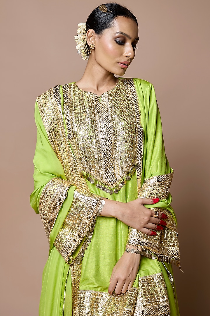 Green Soft Silk Gota-Patti Embroidered Kurta Set by Ranbir Mukherjee at Pernia's Pop Up Shop