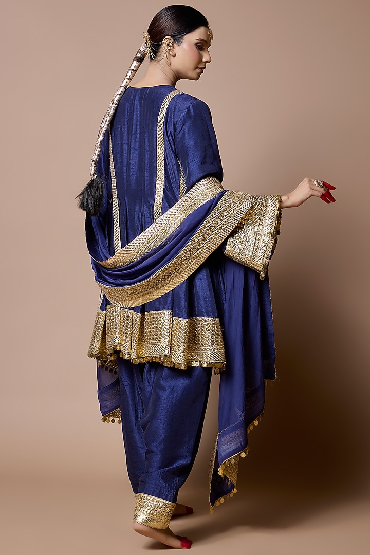 Purplish Blue Soft Silk Gota-Patti Embroidered Kurta Set by Ranbir Mukherjee at Pernia's Pop Up Shop