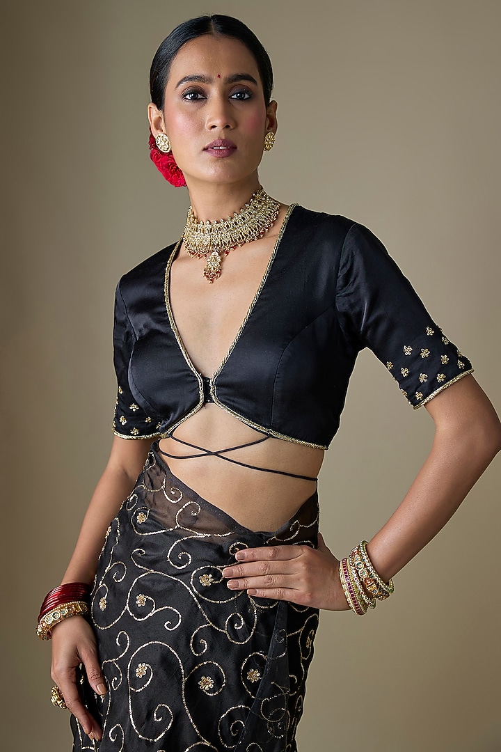 Black Pure Silk Organza Pitta Hand Embroidered Wedding Saree Set by Ranbir Mukherjee at Pernia's Pop Up Shop