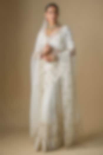 Ivory Pure Silk Organza Pitta Hand Embroidered Wedding Saree Set by Ranbir Mukherjee at Pernia's Pop Up Shop