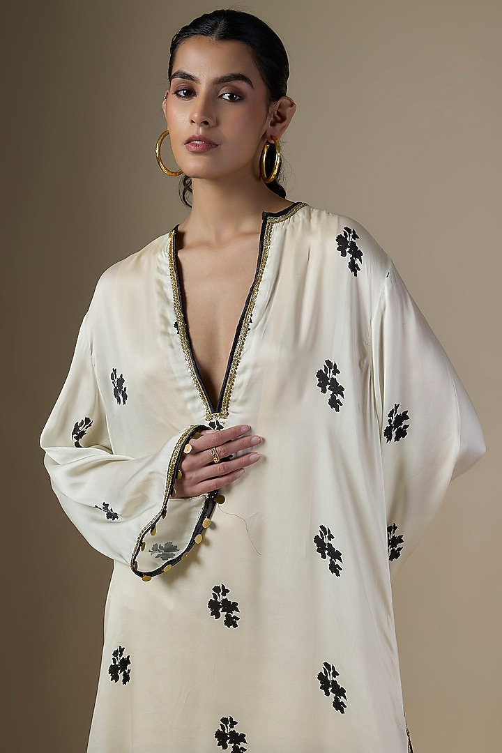 White & Blue Pure Satin Silk Printed Kaftan by Ranbir Mukherjee at Pernia's Pop Up Shop
