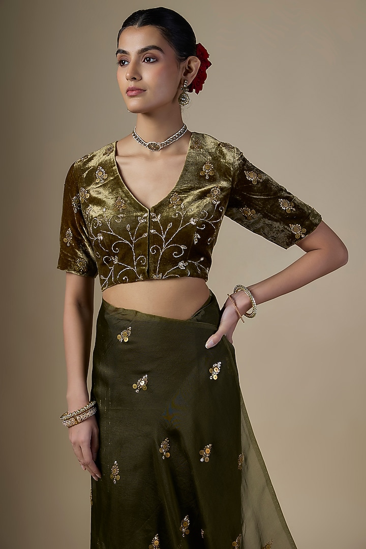 Mehendi Green Pure Silk Organza Hand Embroidered Wedding Saree Set by Ranbir Mukherjee at Pernia's Pop Up Shop