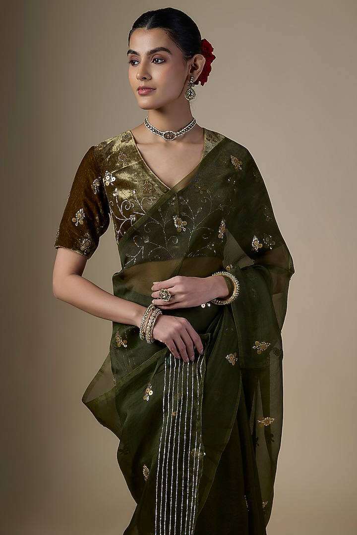Mehendi Green Pure Silk Organza Hand Embroidered Wedding Saree Set by Ranbir Mukherjee at Pernia's Pop Up Shop