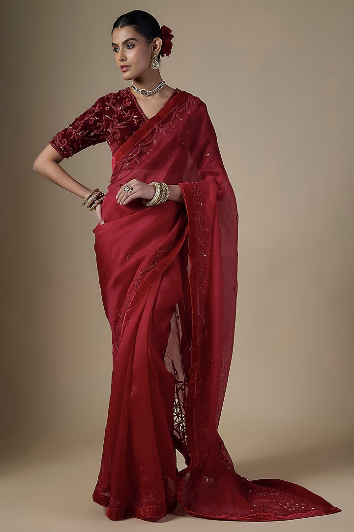Red Pure Silk Organza Embroidered Wedding Saree Set by Ranbir Mukherjee at Pernia's Pop Up Shop