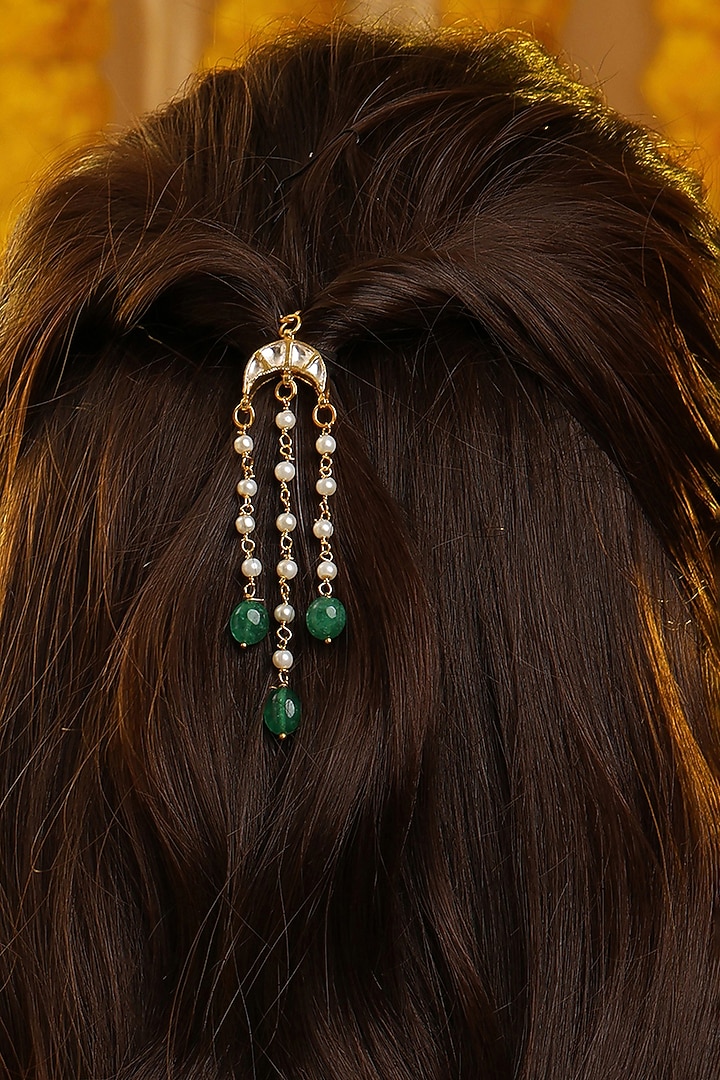 Gold Finish Glass Kundan Hair Pin For Girls by Ruby Raang Kids at Pernia's Pop Up Shop