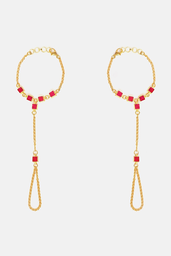 Gold Finish Glass Kundan Haathphool For Girls (Set of 2) by Ruby Raang Kids at Pernia's Pop Up Shop