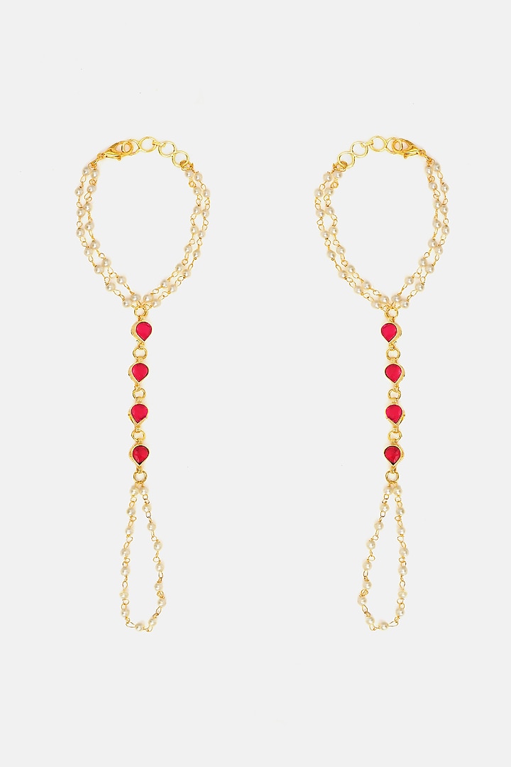 Gold Finish Glass Kundan Haathphool For Girls (Set of 2) by Ruby Raang Kids at Pernia's Pop Up Shop