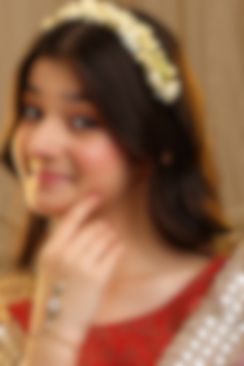 Gold Finish Glass Kundan Haathphool For Girls by Ruby Raang Kids  at Pernia's Pop Up Shop