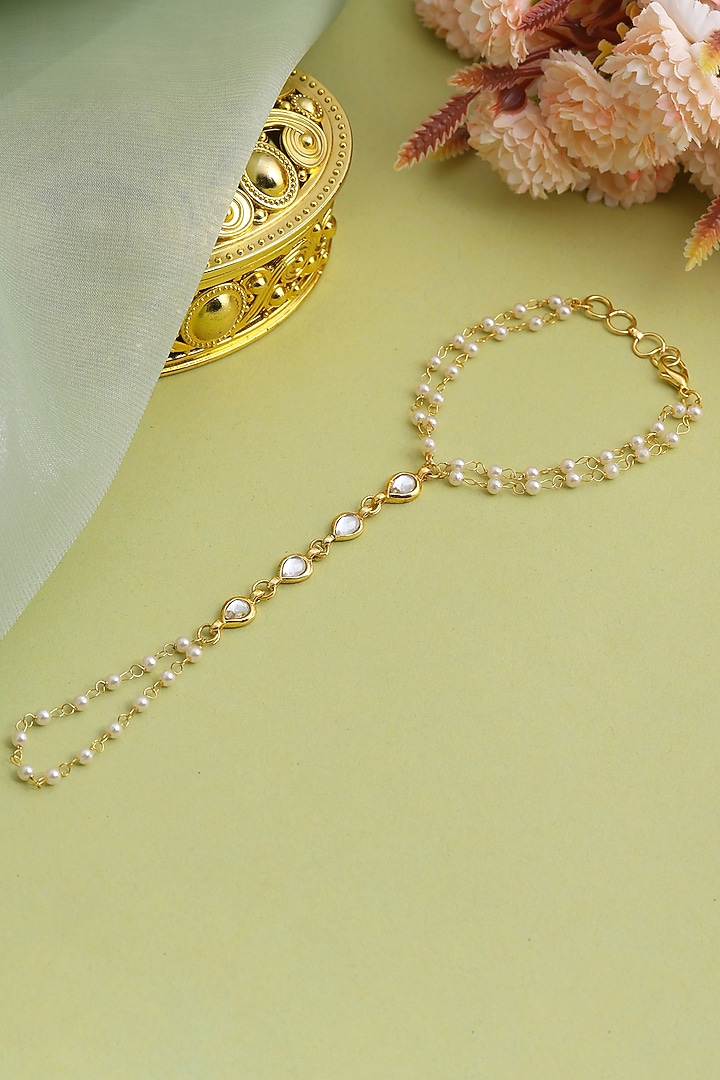 Gold Finish Glass Kundan Haathphool For Girls by Ruby Raang Kids  at Pernia's Pop Up Shop