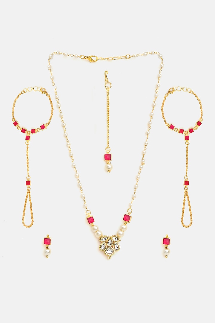 Gold Finish Glass Kundan Choker Necklace Set For Girls by Ruby Raang Kids  at Pernia's Pop Up Shop
