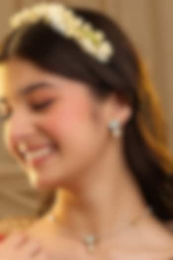 Gold Finish Glass Kundan Choker Necklace Set For Girls by Ruby Raang Kids  at Pernia's Pop Up Shop