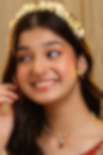 Gold Finish Glass Kundan Choker Necklace Set For Girls by Ruby Raang Kids  at Pernia's Pop Up Shop