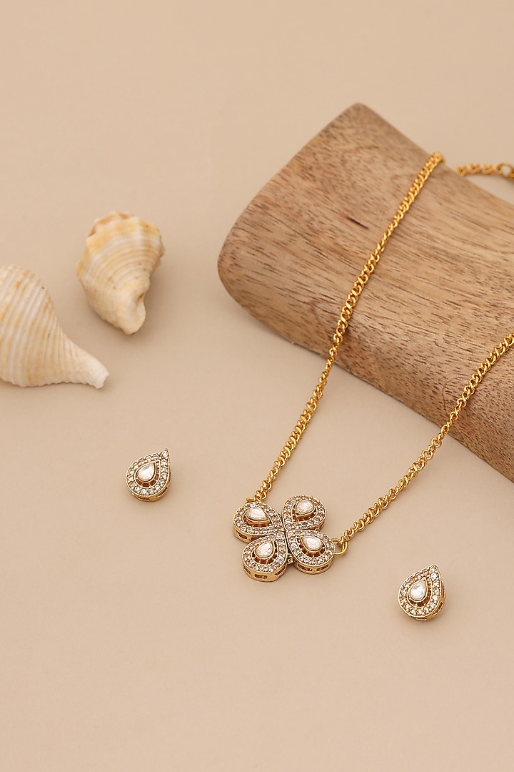 Gold Finish Kundan Polki & Semi Precious Stone Necklace Set For Girls by Ruby Raang Kids at Pernia's Pop Up Shop