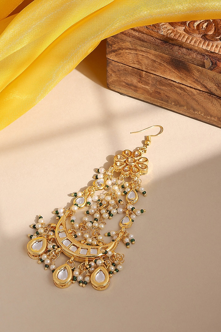 Gold Finish Kundan Polki & Green Stone Pasa For Girls by Ruby Raang Kids at Pernia's Pop Up Shop