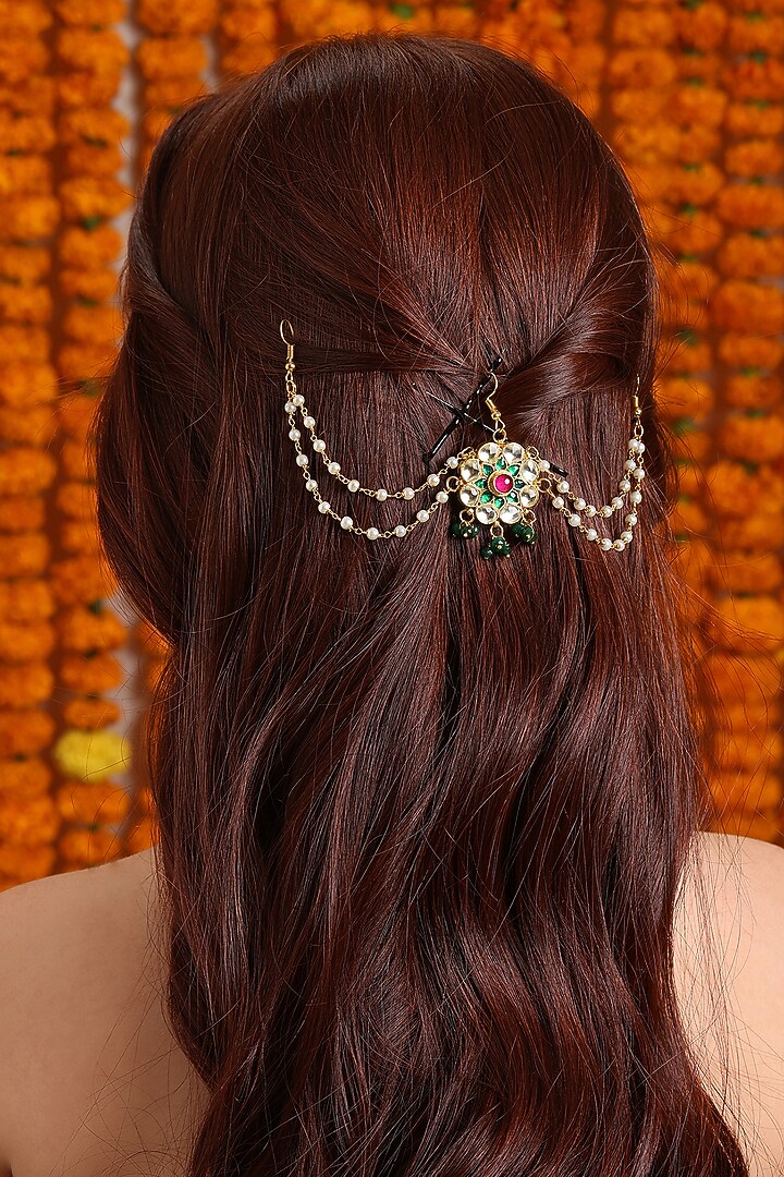 Gold Finish Kundan Polki & Green Stone Hair Accessory For Girls by Ruby Raang Kids at Pernia's Pop Up Shop