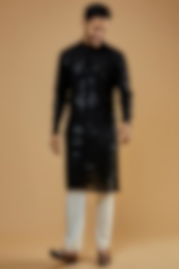 Black Georgette Embroidered Kurta by Rabani & Rakha Men at Pernia's Pop Up Shop