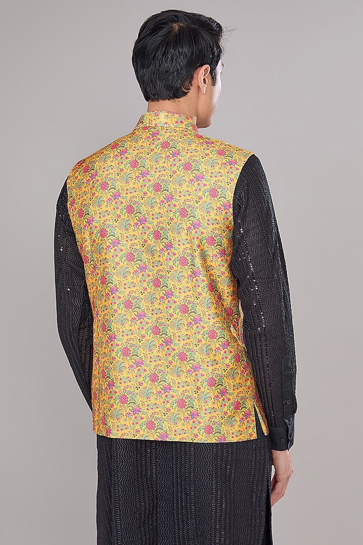 Yellow Crepe Printed Bundi Jacket by Rabani & Rakha Men at Pernia's Pop Up Shop