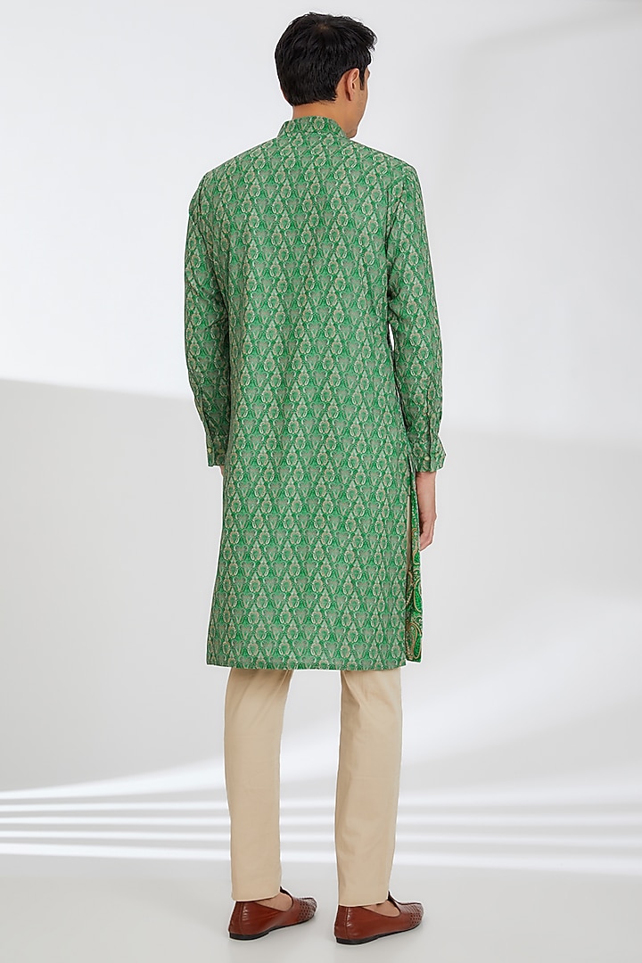 Green Crepe Printed Kurta Set by Rabani & Rakha Men at Pernia's Pop Up Shop