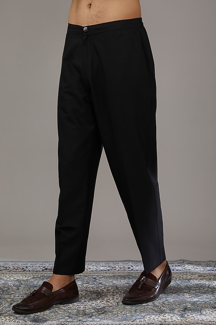 Black Georgette Sequins Embroidered Kurta by Rabani & Rakha Men at Pernia's Pop Up Shop