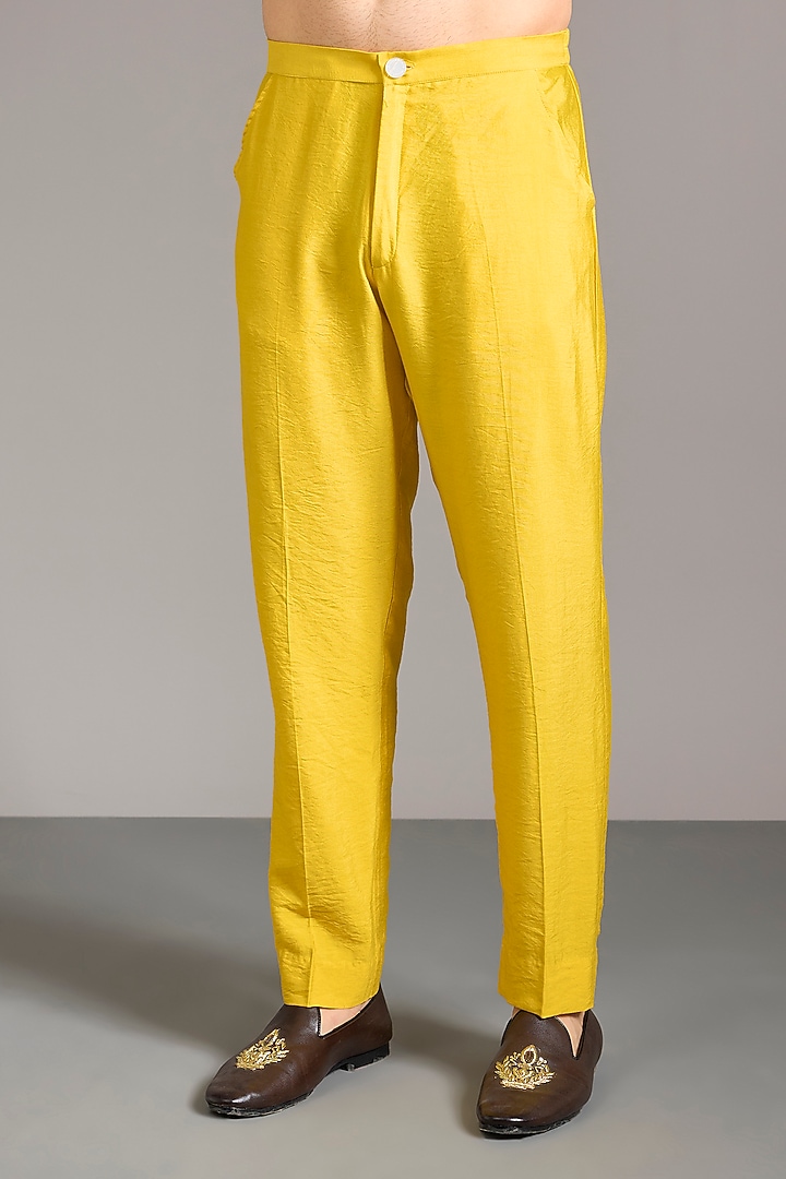 Yellow Georgette Sequin Embroidered Kurta Set by Rabani & Rakha Men at Pernia's Pop Up Shop
