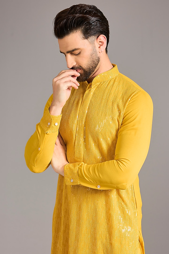 Yellow Georgette Thread Embroidered Kurta Set by Rabani & Rakha Men at Pernia's Pop Up Shop